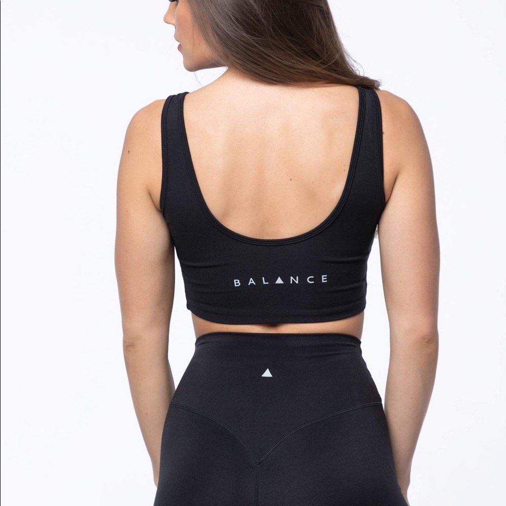 Balance athletica Dire Wolf OG Top